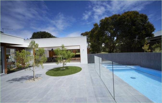 Arbres sur une terrasse Wildcoast en Australie