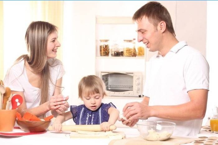 Un enfant dans une famille officiellement non enregistrée