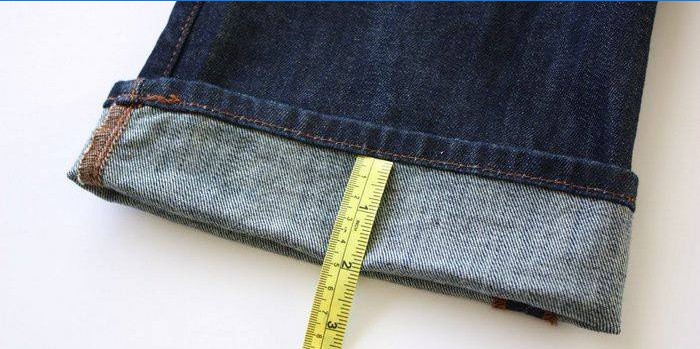 Mesure de coupe de jeans