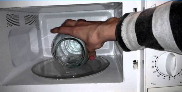 Mettre la boîte au micro-ondes