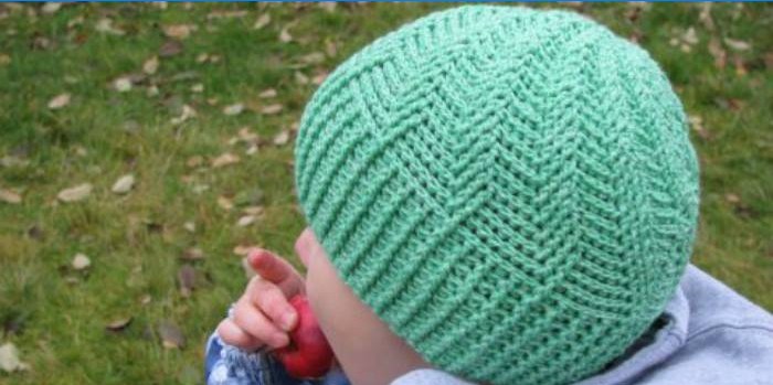 Bonnet tricoté pour enfants avec motif en relief