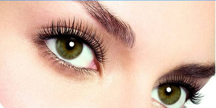 Des cils sains