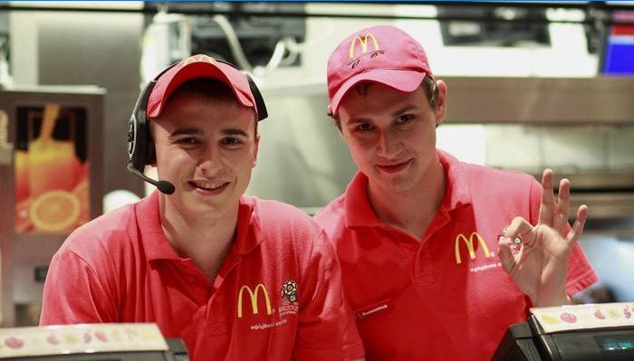 Les gars chez McDonalds