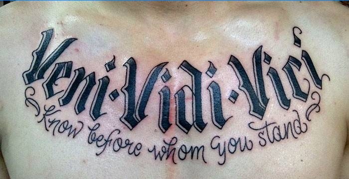 Tatouage Latin