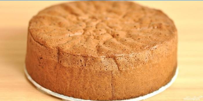 Gâteau éponge cuit