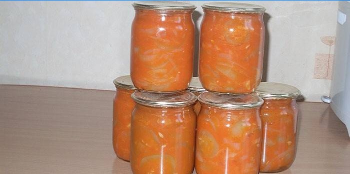 Assortiment de légumes au jus de tomate
