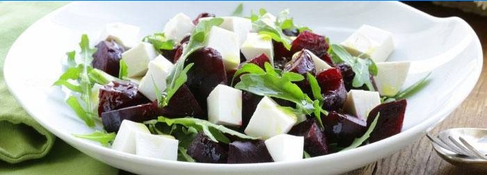Salade de fromage feta idéale pour perdre du poids