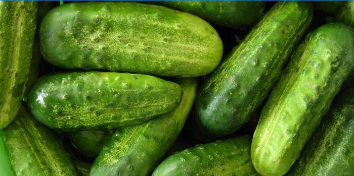 Le choix des cornichons pour le décapage