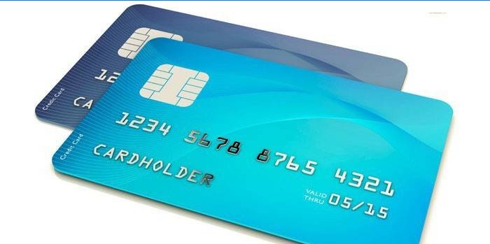 Cartes bancaires en plastique