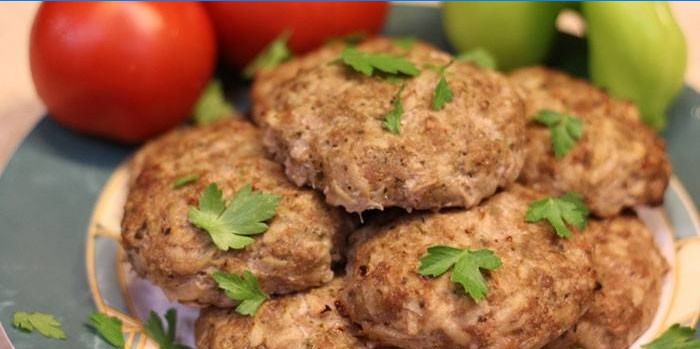 Viande hachée et escalopes de pommes de terre