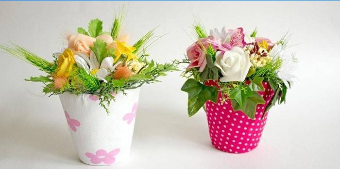 Arrangements floraux en pot