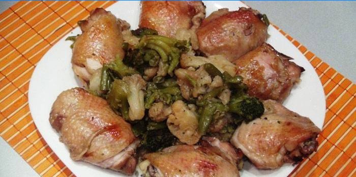Cuisses de poulet au four avec légumes