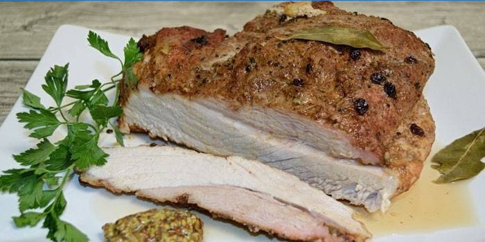 Porc bouilli sur une plaque
