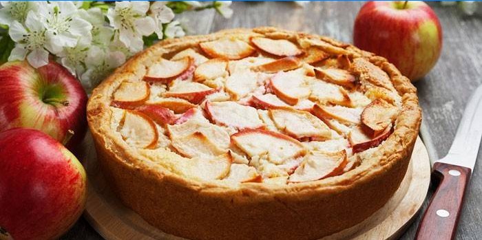 Tarte aux pommes haute ouverte