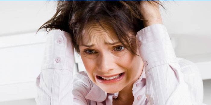 La fille est stressée