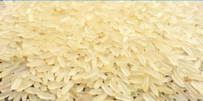 Riz à grains longs cuit à la vapeur