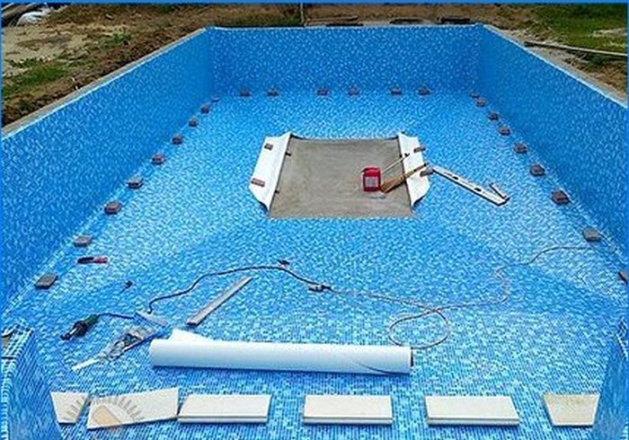 Imperméabilisation de la piscine - choix des matériaux et des technologies