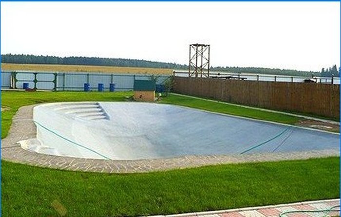 Imperméabilisation de la piscine - choix des matériaux et des technologies