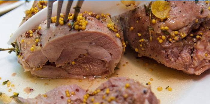 Viande prête aux graines de moutarde