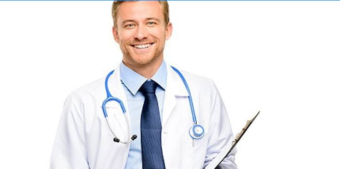 Médecin de sexe masculin