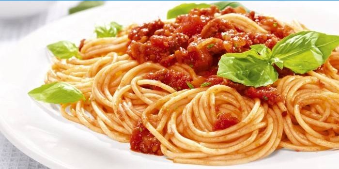Spaghetti au fromage et à la viande