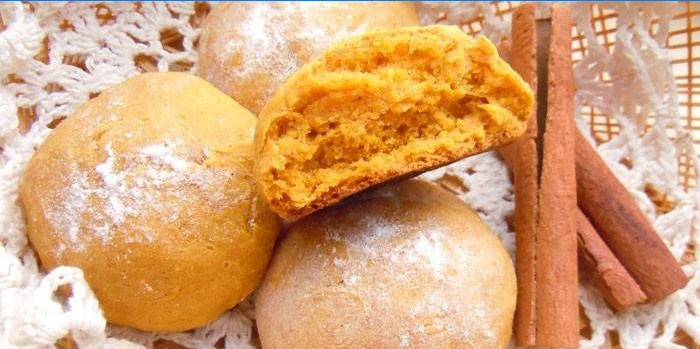 Biscuits à la citrouille et aux carottes à la cannelle