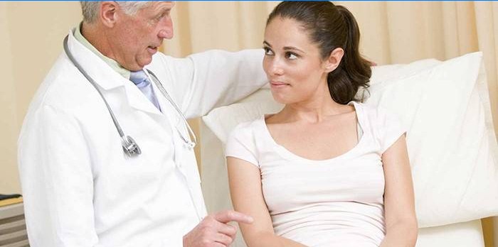 Pourparlers enceintes avec un médecin