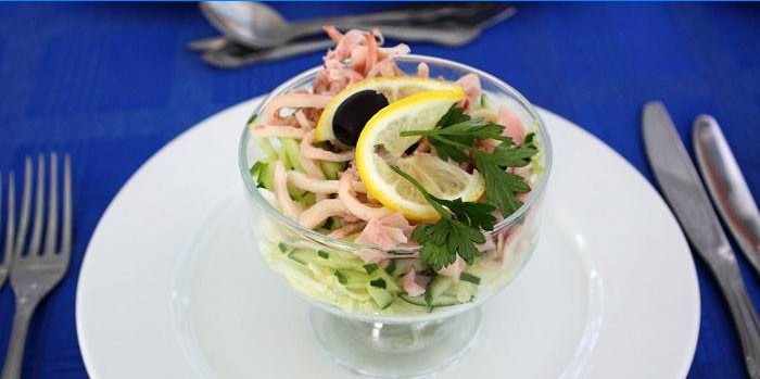 Calmars avec salade cocktail de calmars