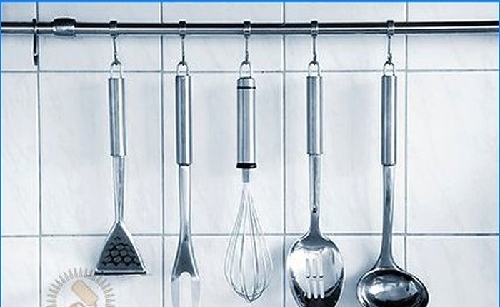 Verre, céramique, cristal - la vaisselle dans votre intérieur