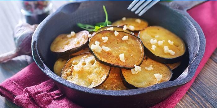 Tranches d'aubergine à l'ail