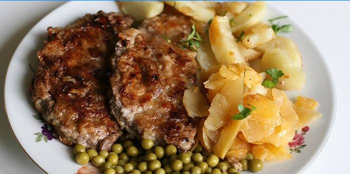 Avec pommes de terre et petits pois