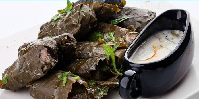 Dolma avec sauce