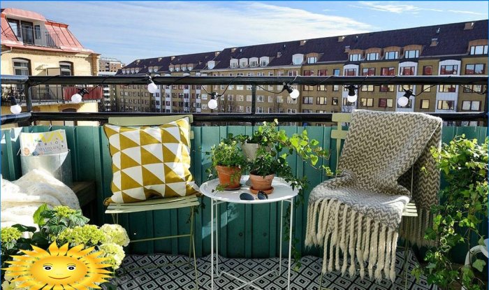 Comment équiper un petit balcon
