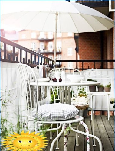 Comment équiper un petit balcon