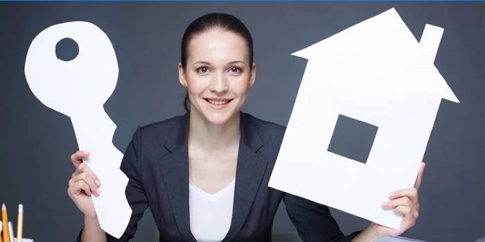 Agent immobilier fille