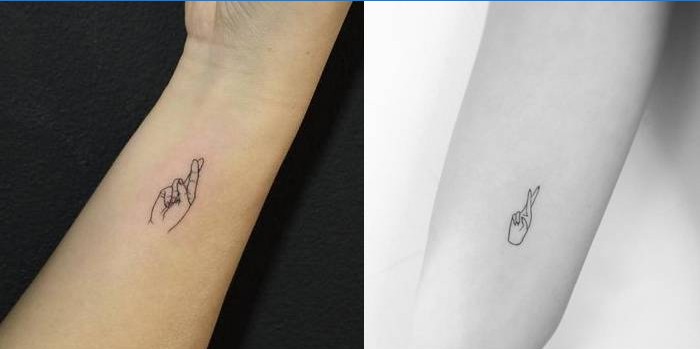 Tatouage Croix Mini Tatouage