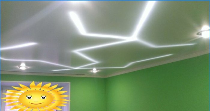 Plafond tendu avec éclairage LED