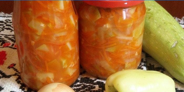 Aux tomates et oignons