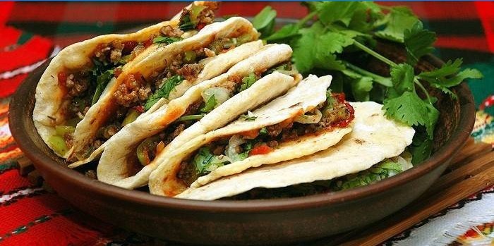 Tacos à la viande et aux légumes
