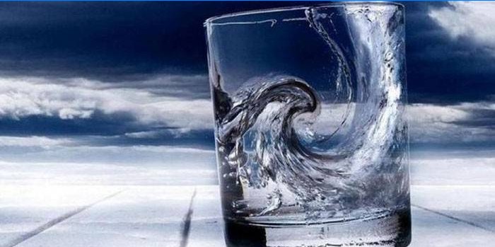 L'eau dans un verre