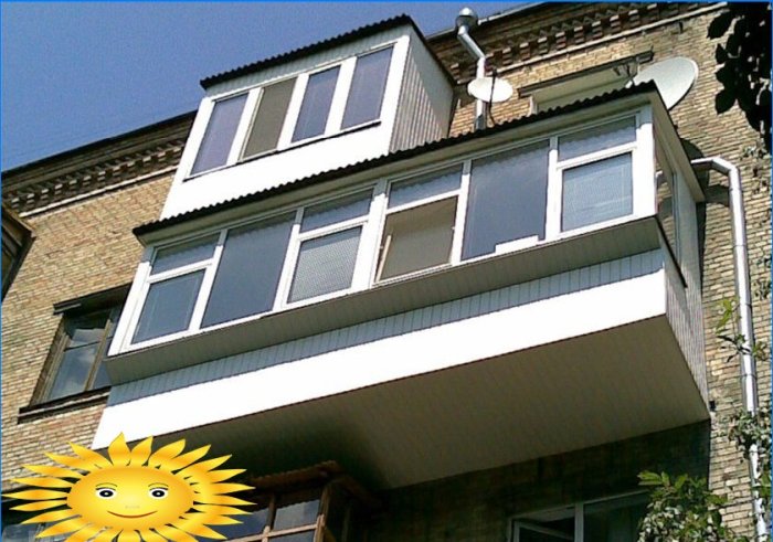Agrandissement impudent du balcon ou voisins égoïstes: une sélection de photos
