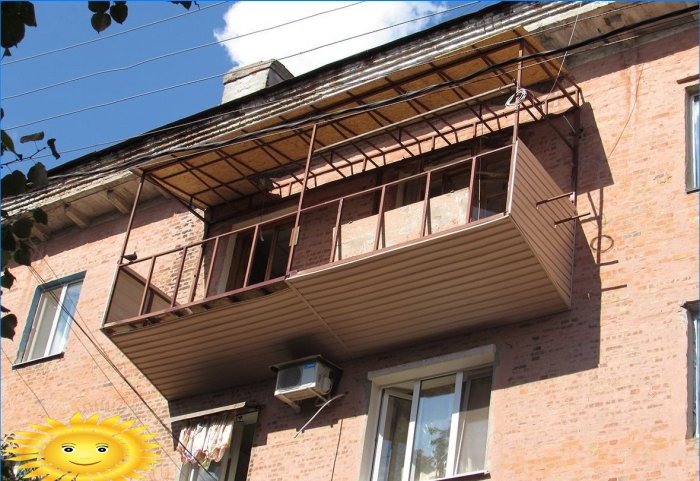 Agrandissement impudent du balcon ou voisins égoïstes: une sélection de photos