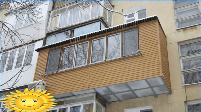 Agrandissement impudent du balcon ou voisins égoïstes: une sélection de photos