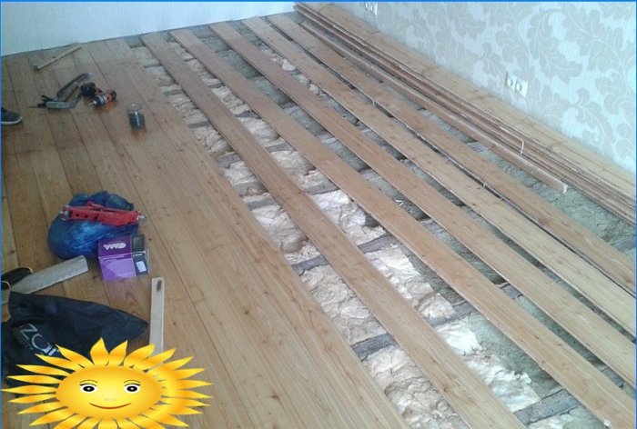 Réparation d'un plancher en bois