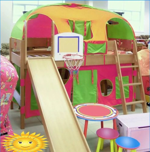 Une bonne solution pour une crèche - un lit superposé