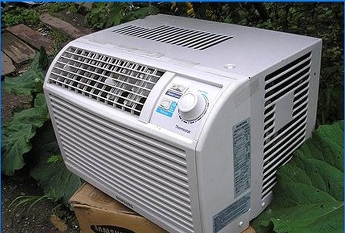 Choisir un climatiseur de fenêtre. Économique, simple, fiable