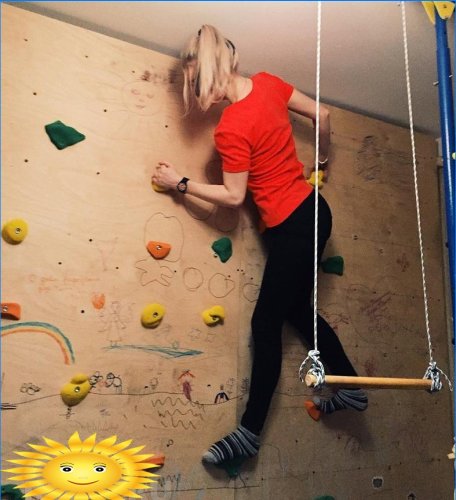 Mur d'escalade pour les enfants de leurs propres mains