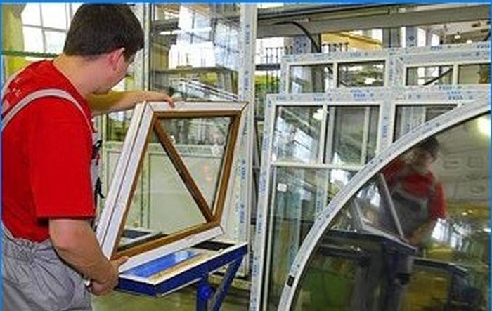 À peu près compliqué: technologie de fabrication, avantages des fenêtres en PVC
