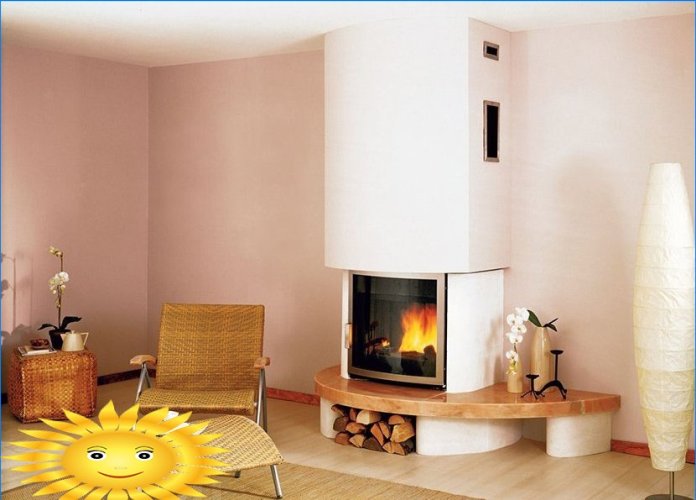 Cheminée à l'intérieur de la maison: revêtement de cheminée