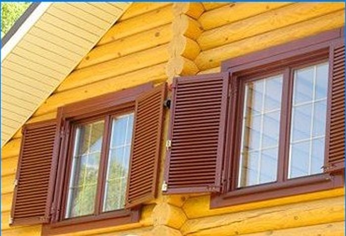Fenêtres pour une résidence d'été et une maison de campagne